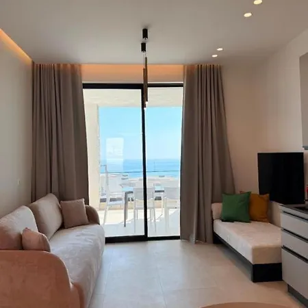 شقة Crystal Coast Beachfront